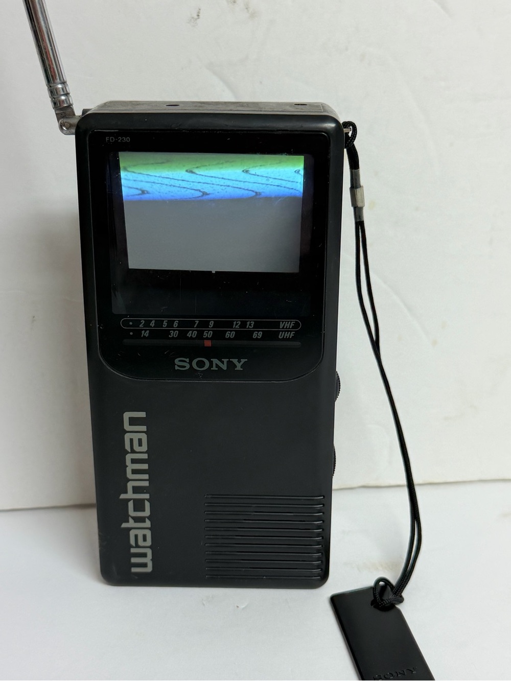 Sony Watchman (1991) FD-230 Portable TV Black & White UHF/VHF TESTED